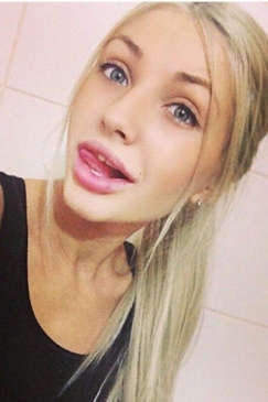 Оля, 23 года
